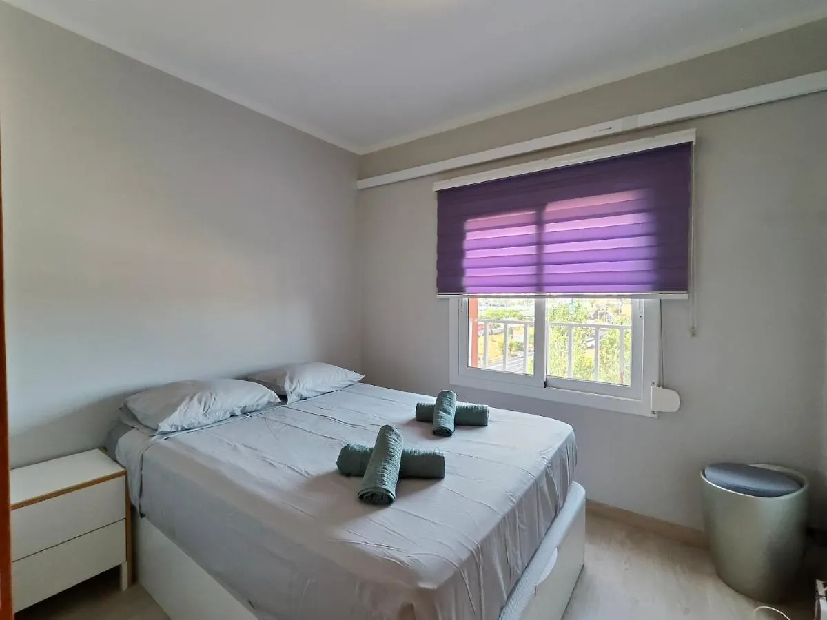 סנט אדריה דה בסוס Family Apartment Besos